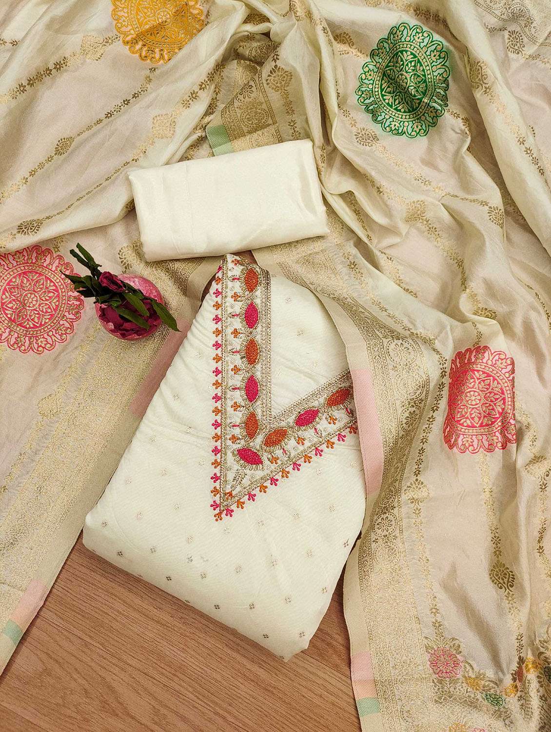 women self design embroidered unstitched suit set - 21972510 -  Standard Image - 1