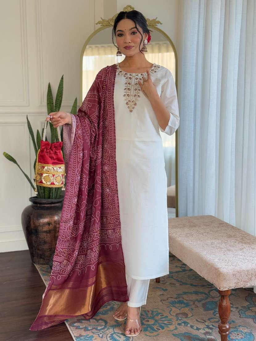women three quarter sleeve kurta pant with dupatta set - 21972534 - Standard Image - 4