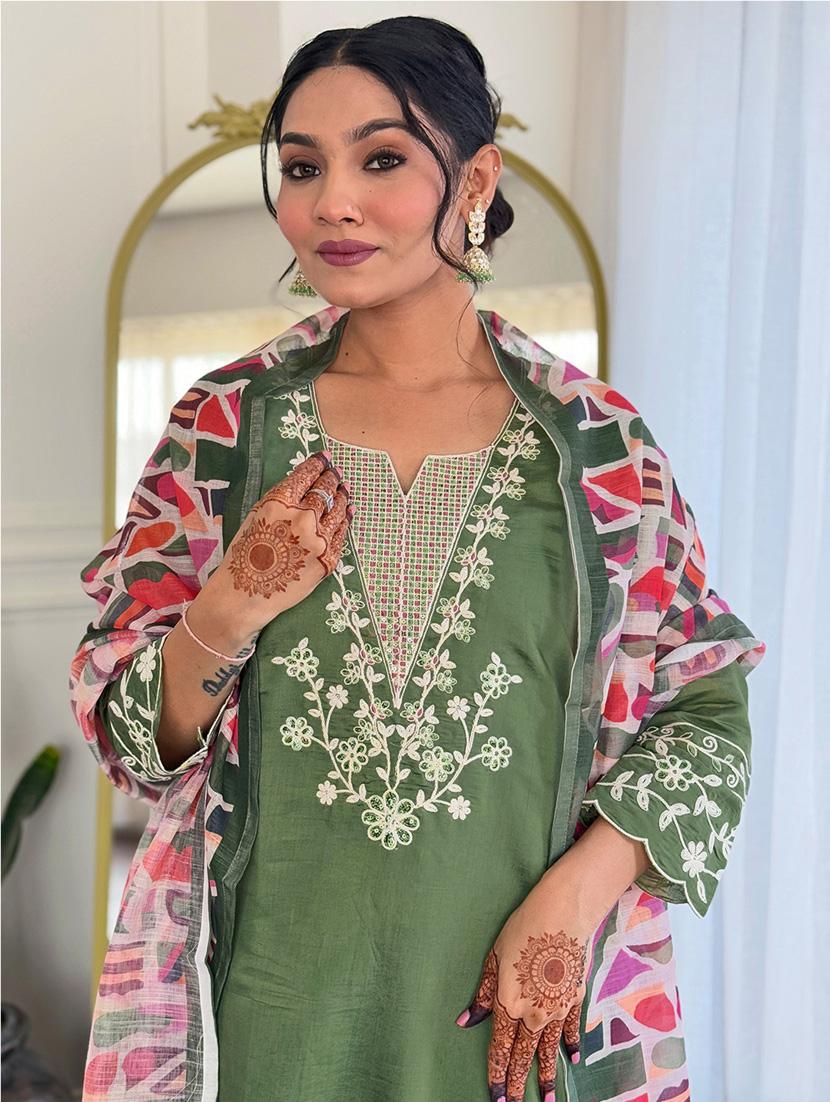 women three quarter sleeve kurta pant with dupatta set - 21972549 - Standard Image - 4