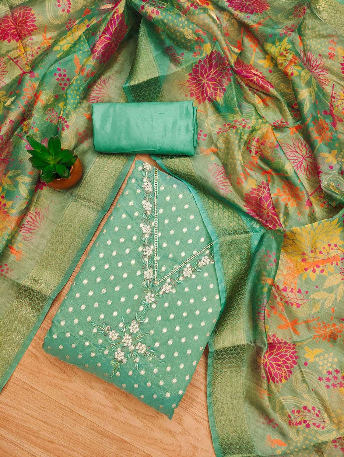 women self design embroidered unstitched suit set - 21972716 -  Standard Image - 1