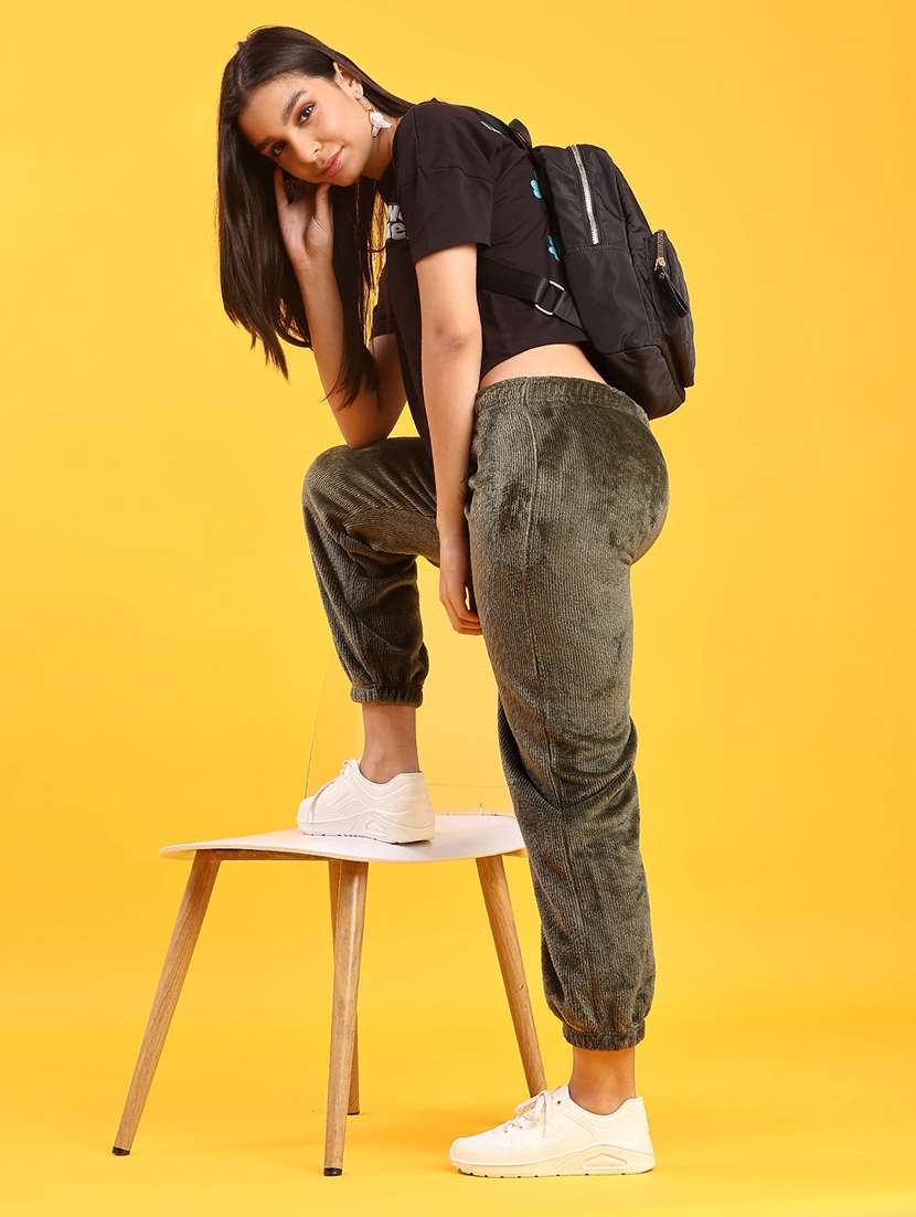 women solid mid rise jogger - 21973901 -  Standard Image - 4