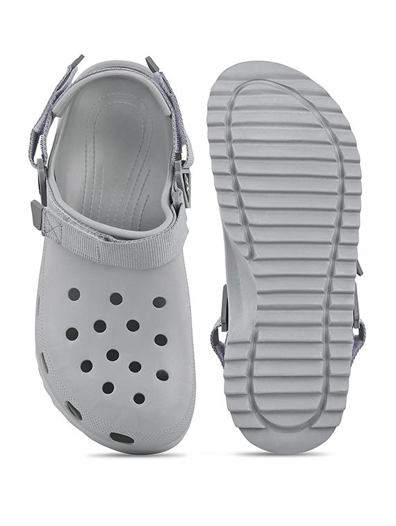 men grey solid crocs - 21974853 - Standard Image - 4