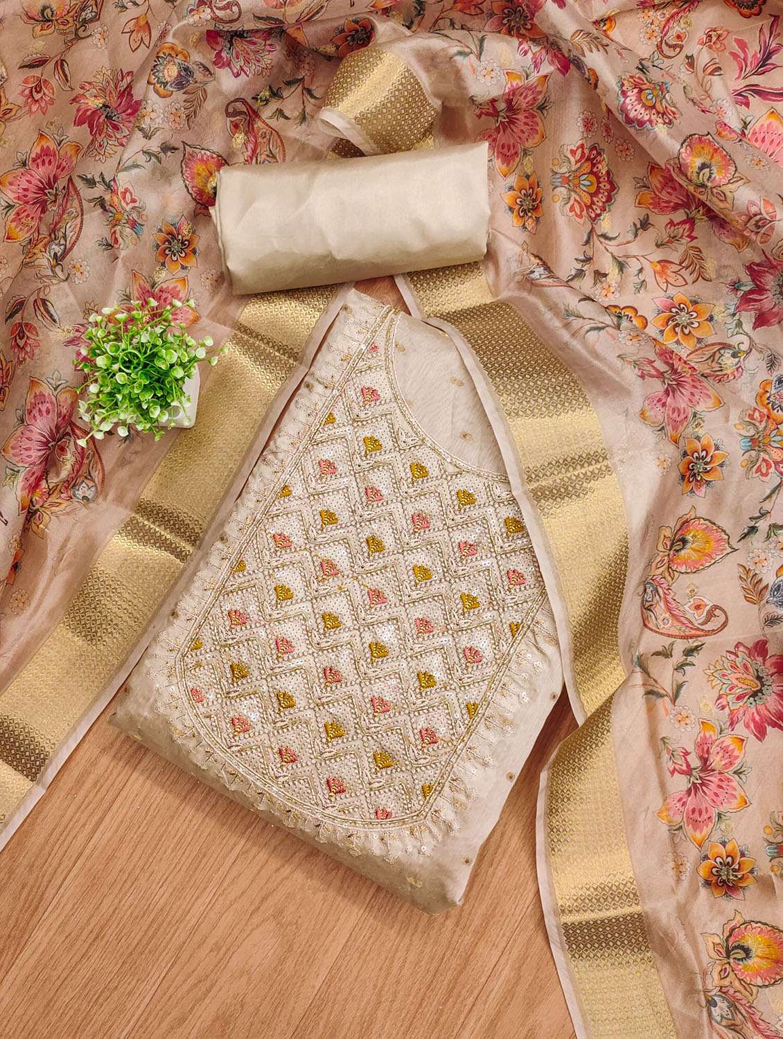 women self design embroidered unstitched suit set - 21974911 -  Standard Image - 1