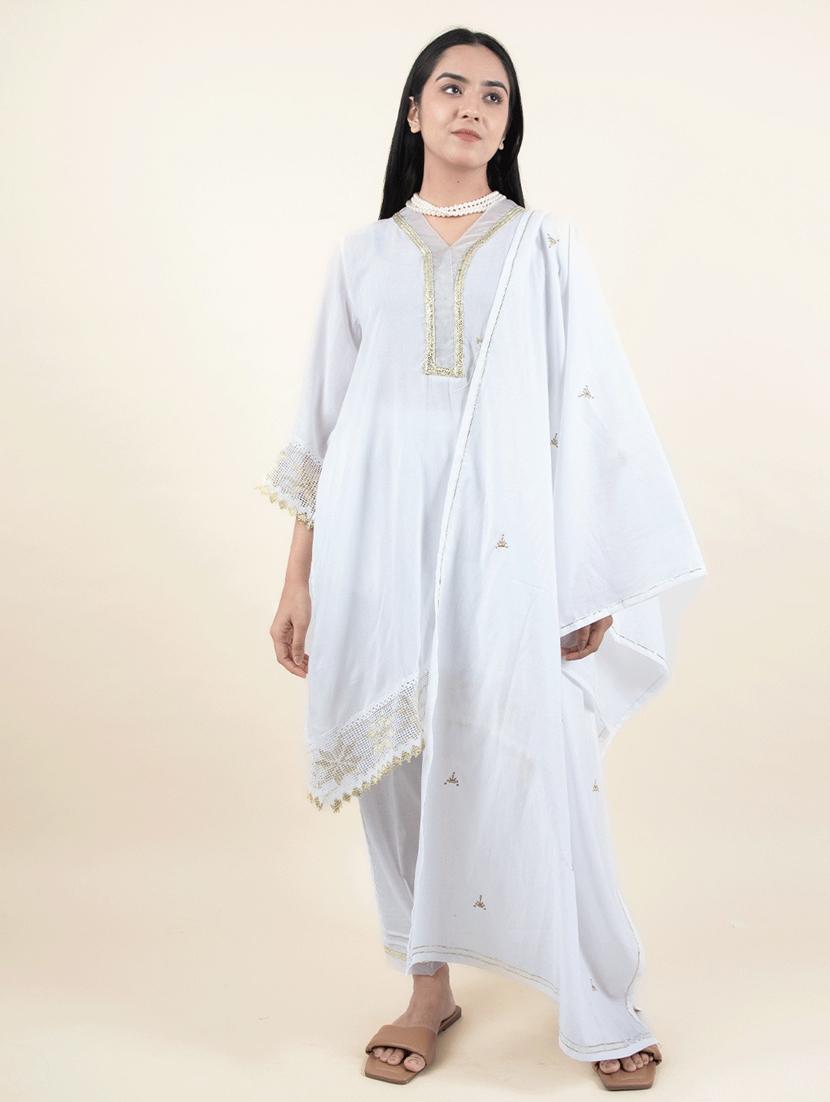 women solid with work three quarter sleeve a-line kurta - 21974946 -  Standard Image - 1
