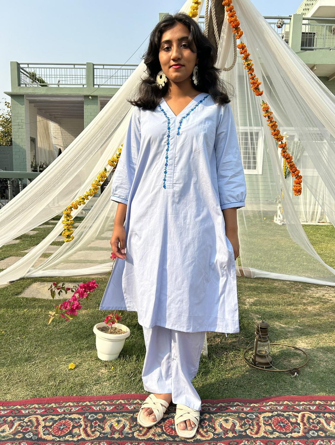 women solid with work three quarter sleeve a-line kurta - 21974955 -  Zoom Image - 0