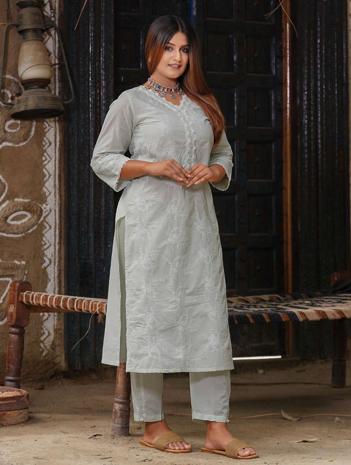women solid with work three quarter sleeve straight kurta - 21974967 -  Standard Image - 1