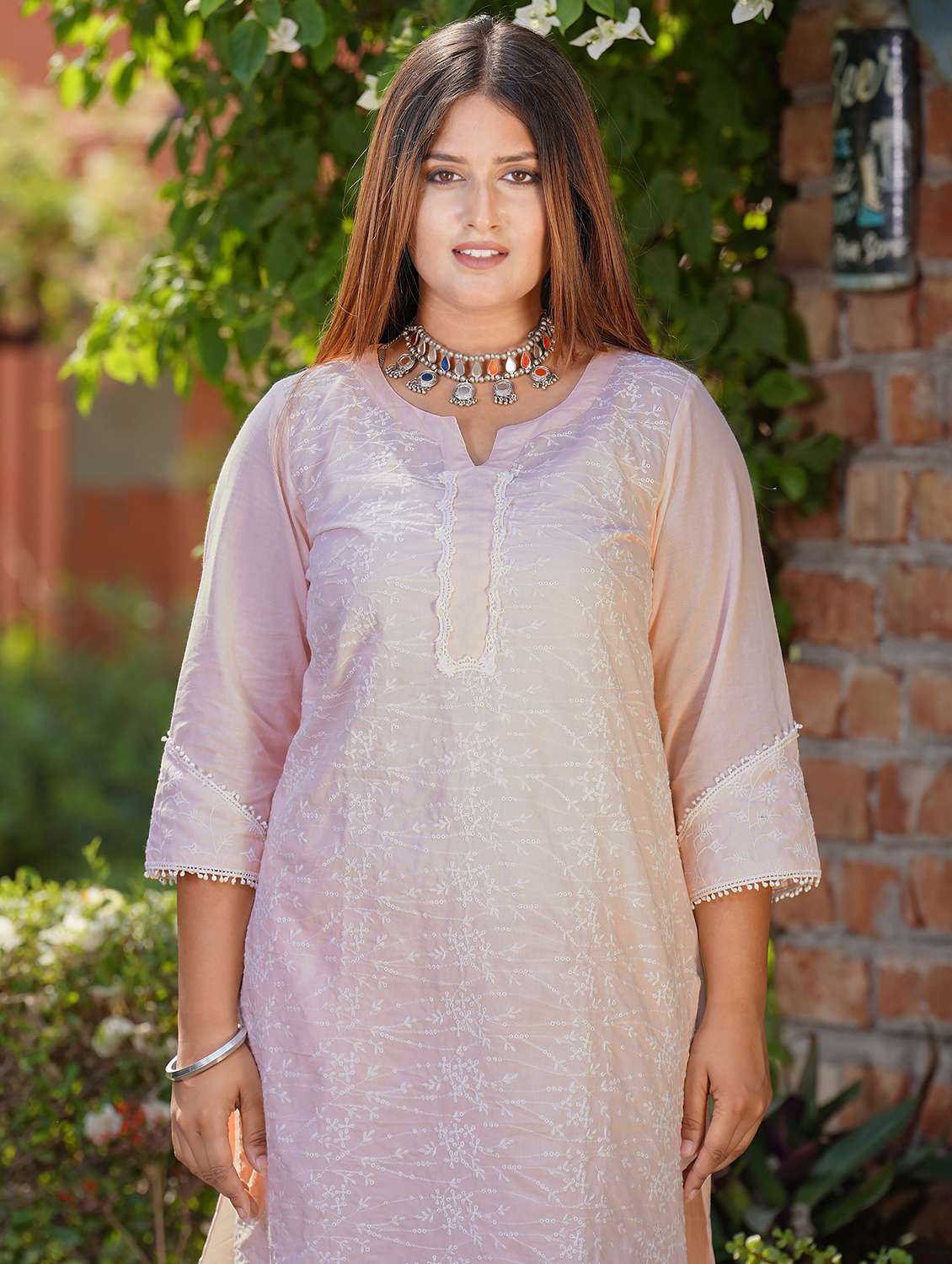 women solid with work three quarter sleeve straight kurta - 21974969 - Standard Image - 4