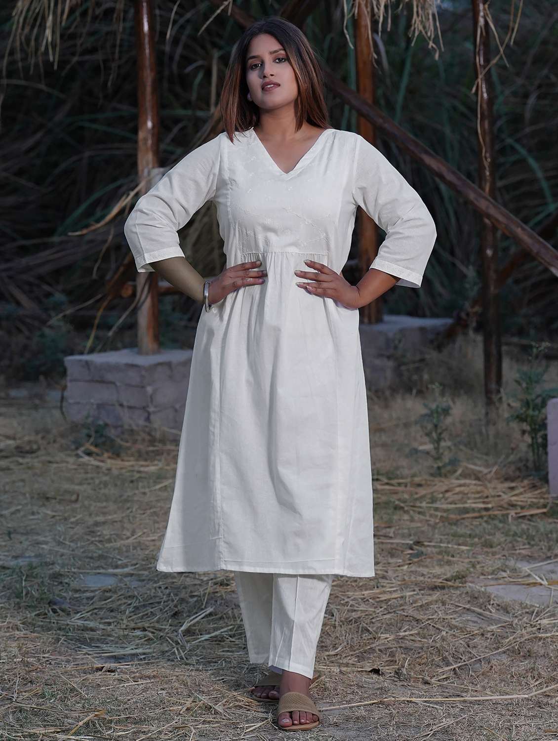 women solid with work three quarter sleeve a-line kurta