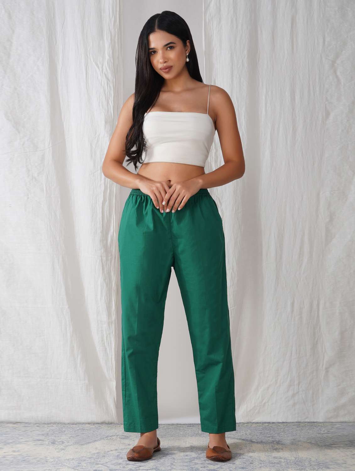 women solid mid rise ankle length tapered pant - 21975033 -  Standard Image - 1