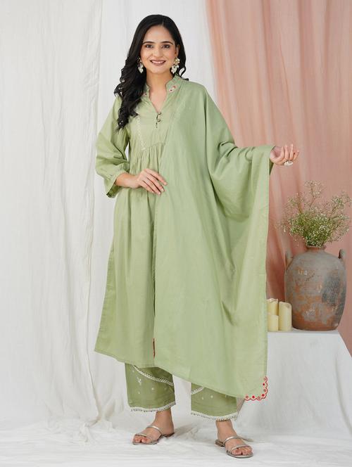 women three quarter sleeve kurta pant with dupatta set - 21975065 - Standard Image - 0