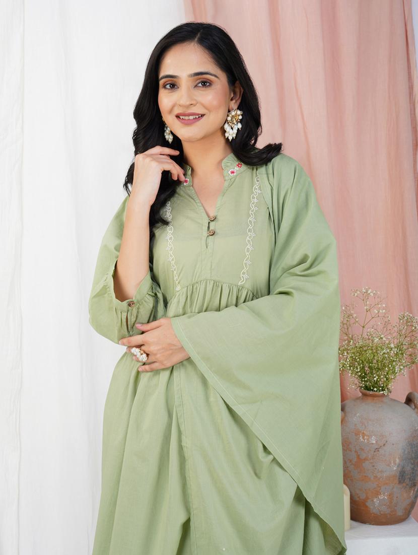 women three quarter sleeve kurta pant with dupatta set - 21975065 -  Standard Image - 1