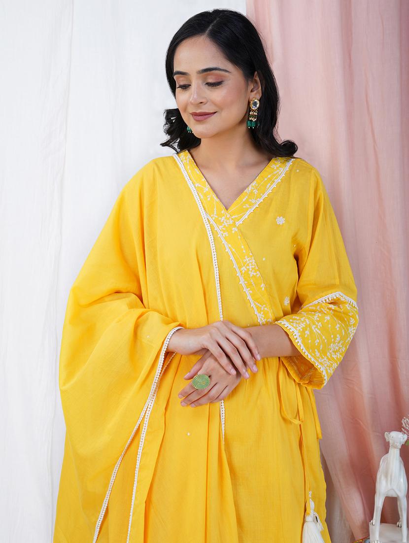 women three quarter sleeve kurta pant with dupatta set - 21975165 - Standard Image - 4