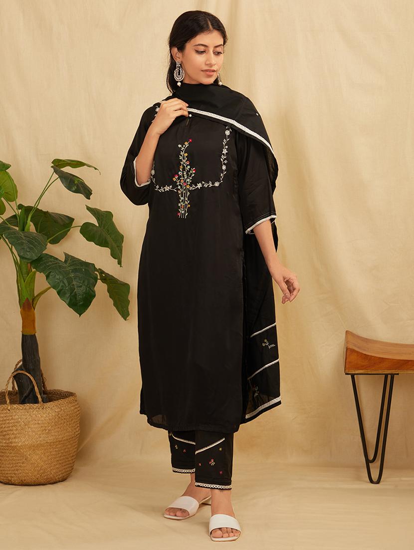 women three quarter sleeve kurta pant with dupatta set - 21975167 -  Zoom Image - 0
