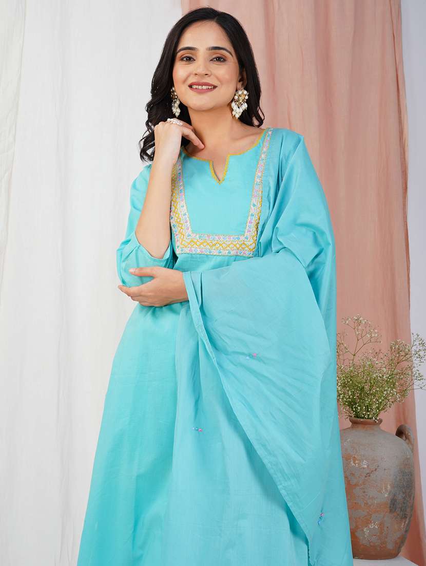 women three quarter sleeve kurta pant with dupatta set - 21975170 - Standard Image - 4