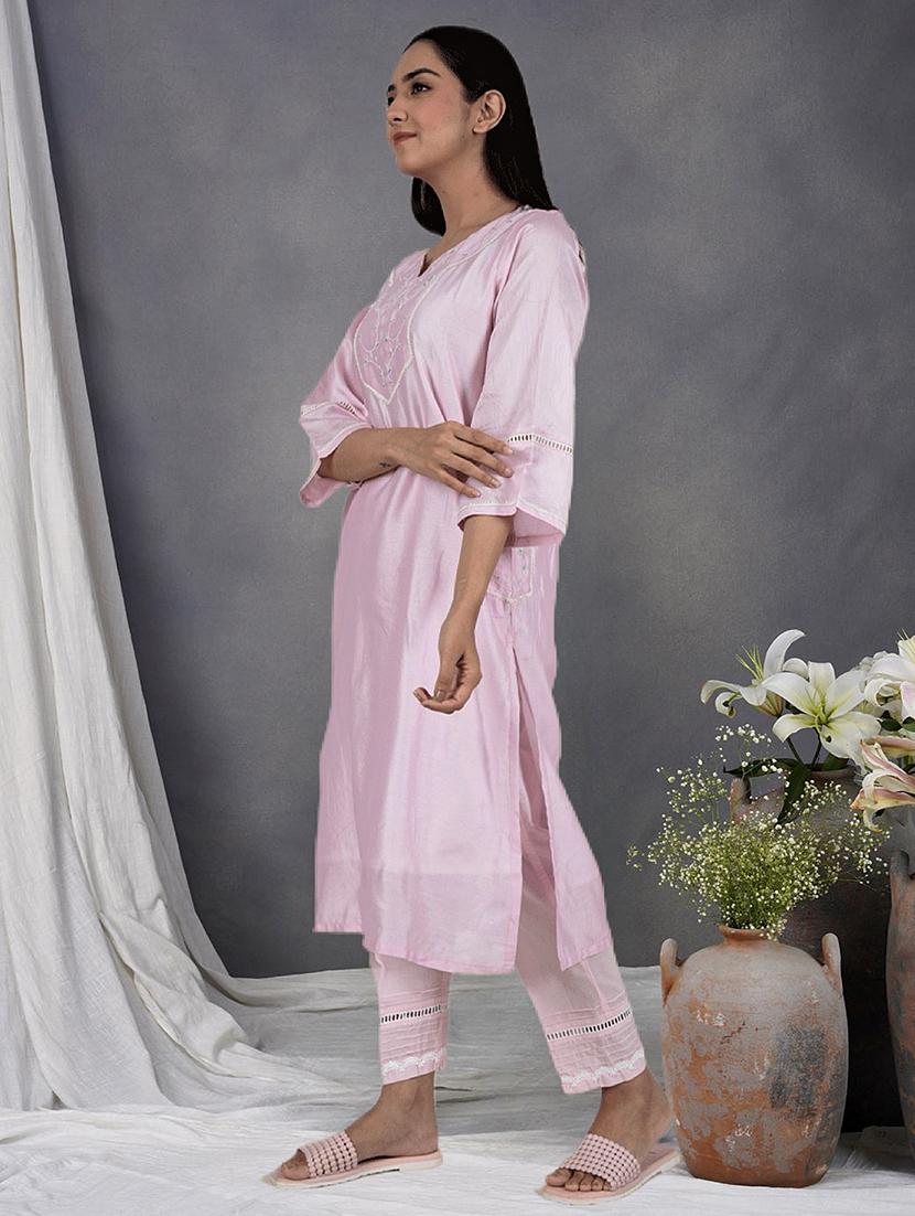 women three quarter sleeve kurta pant with dupatta set - 21975172 - Standard Image - 4