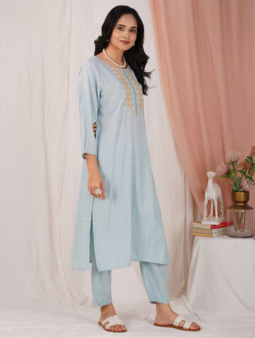 women three quarter sleeve kurta pant with dupatta set - 21975176 -  Standard Image - 1
