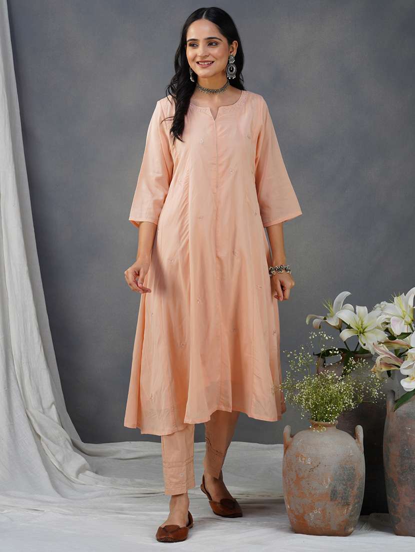 women three quarter sleeve kurta pant with dupatta set - 21975186 -  Standard Image - 1