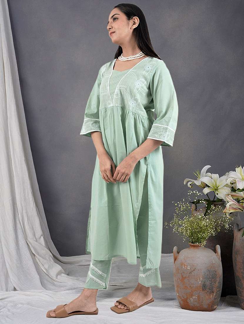 women three quarter sleeve kurta pant with dupatta set - 21975187 -  Standard Image - 4