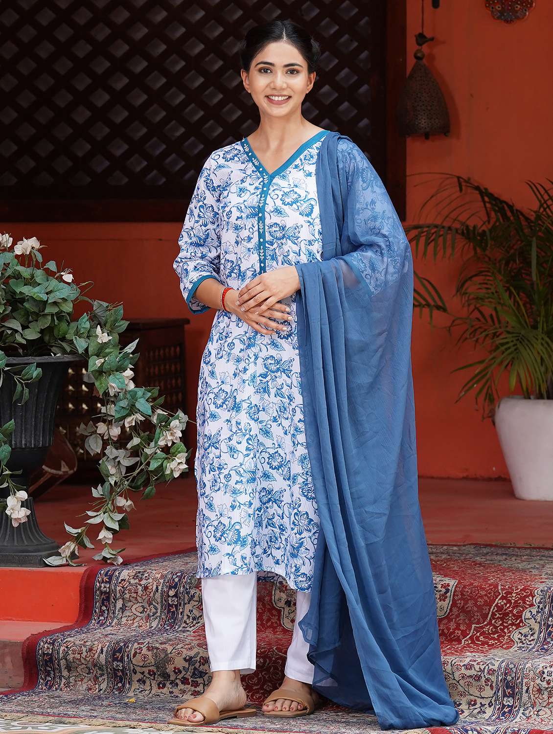 women three quarter sleeve kurta pant with dupatta set