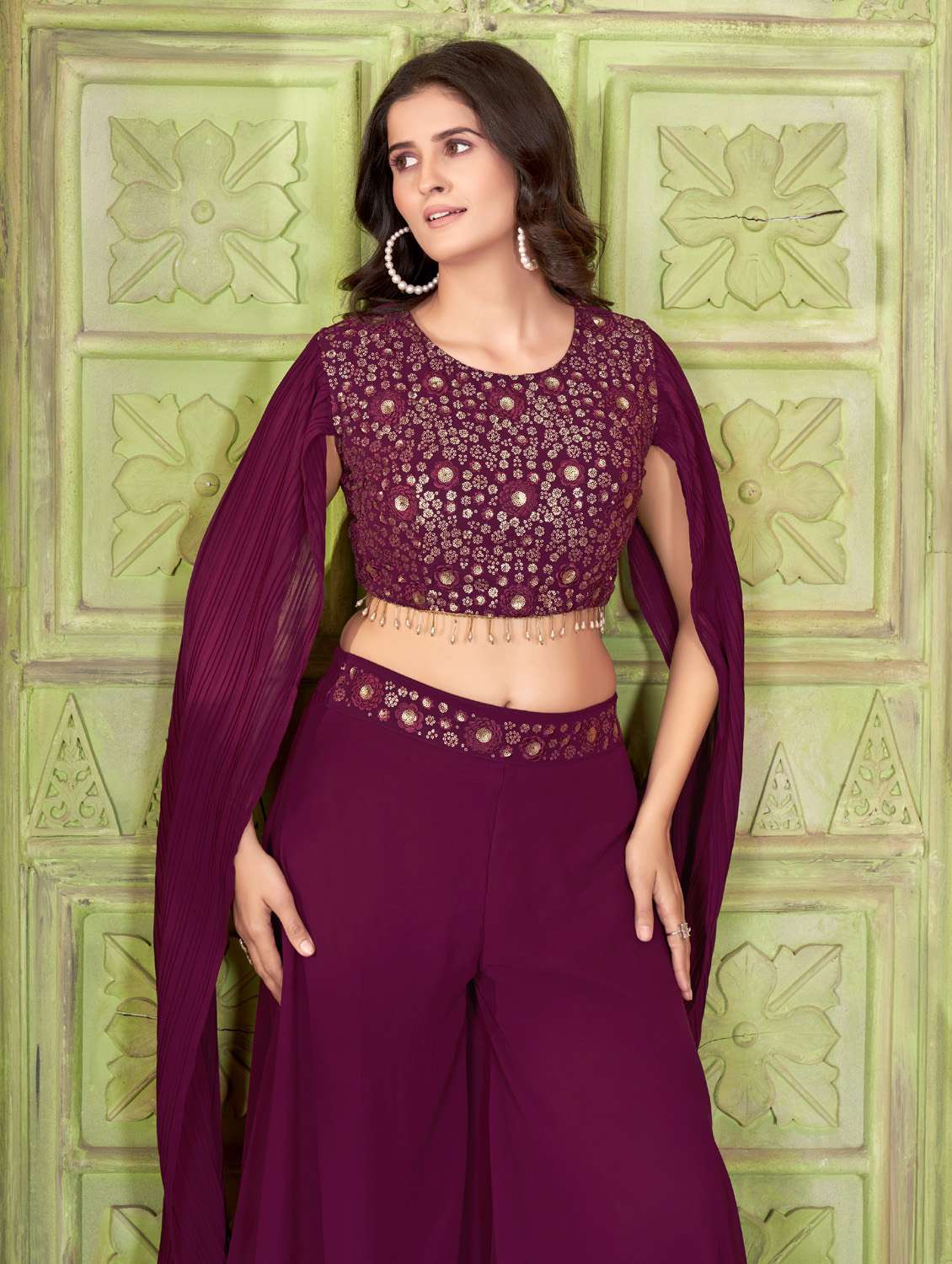 women solid with work round neck fusion set - 21975229 - Standard Image - 4