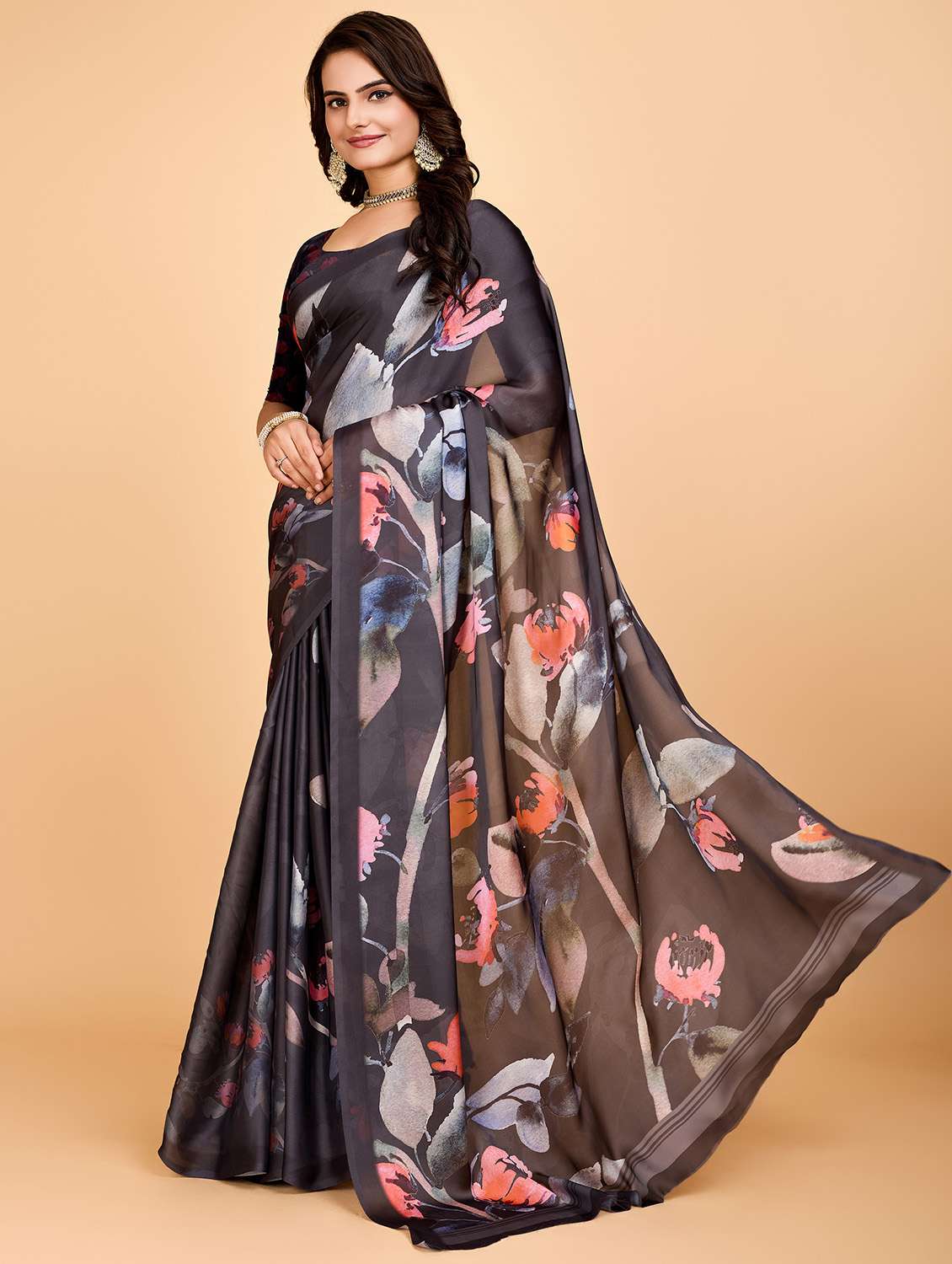 women floral printed saree with blouse - 21975247 - Standard Image - 1