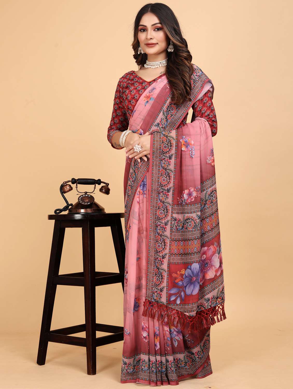 women floral printed saree with blouse - 21975251 -  Standard Image - 1