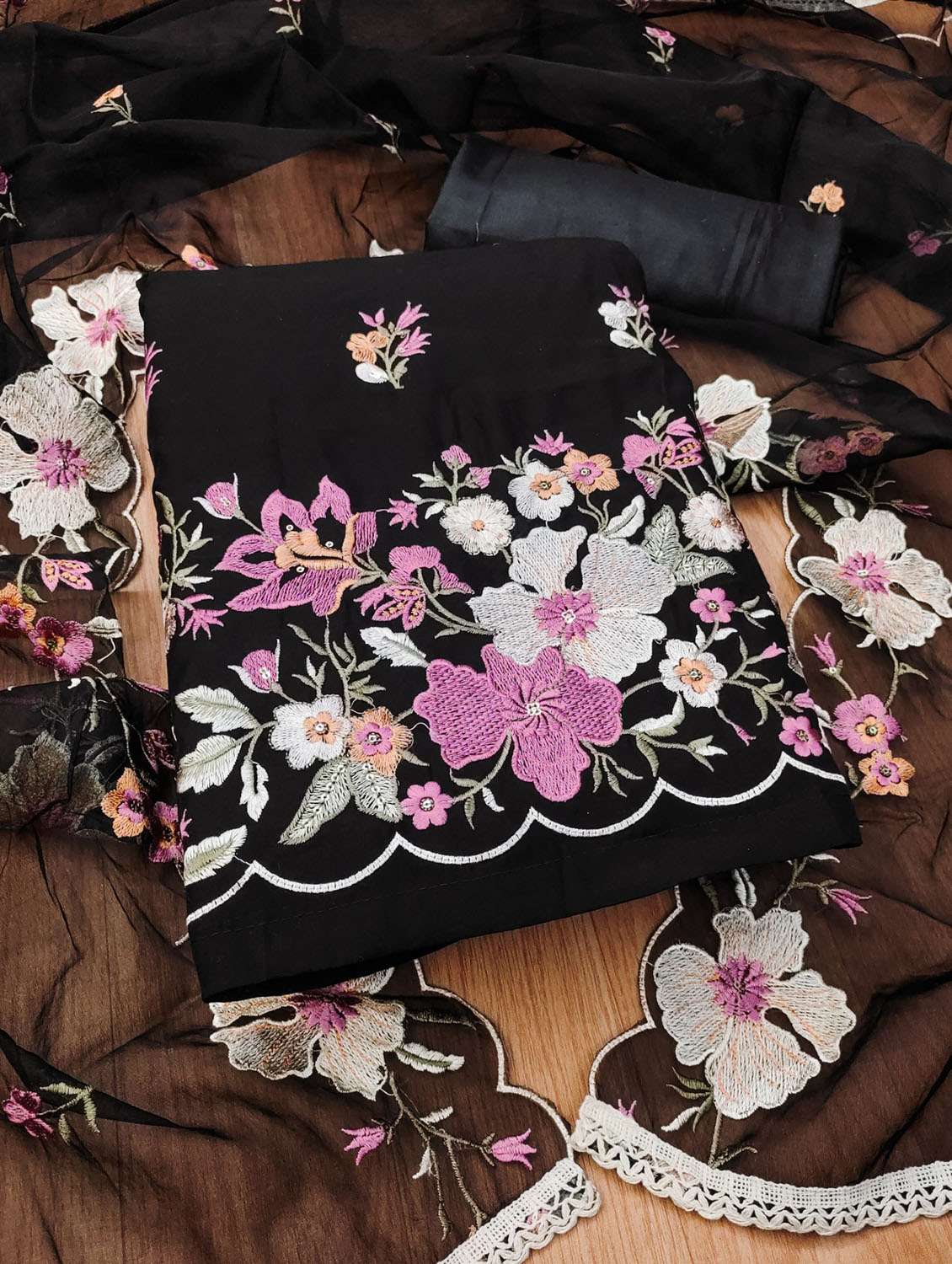 women floral embroidered unstitched suit set