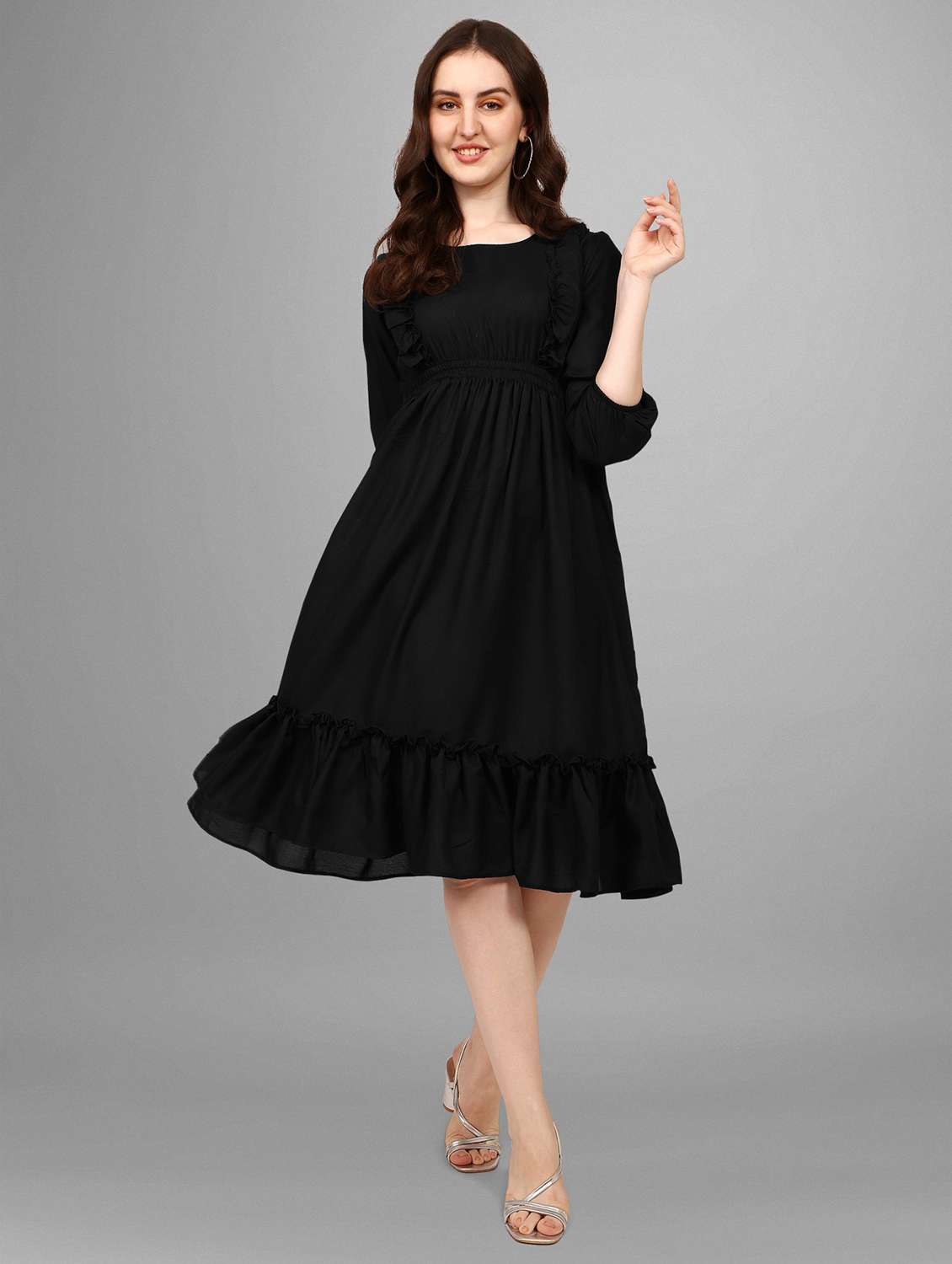 women solid three quarter sleeve tiered dress