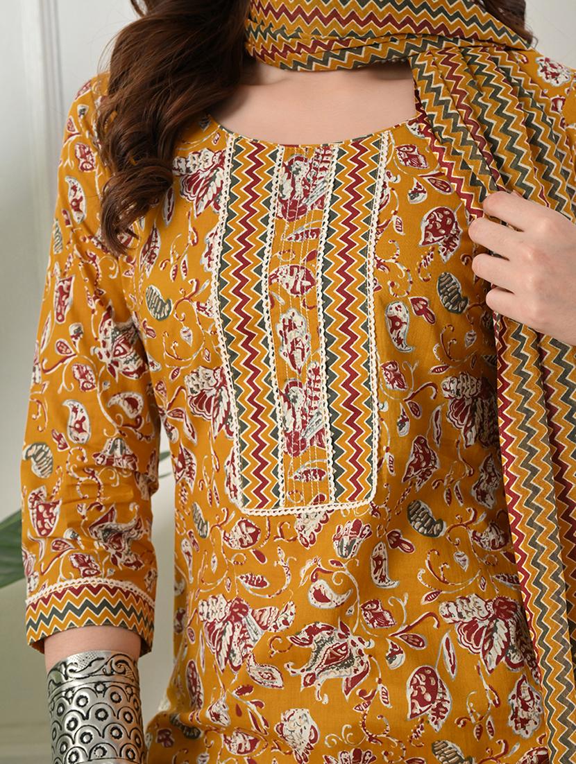 women three quarter sleeve kurta pant with dupatta set - 21975598 - Standard Image - 4