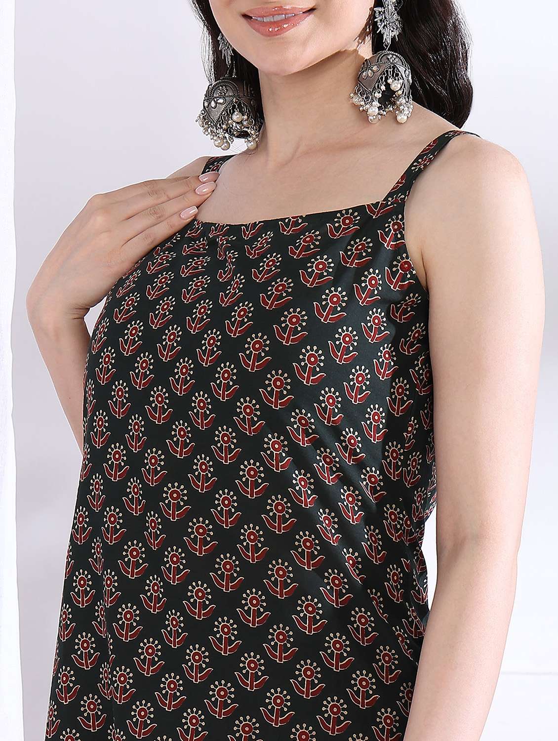 women printed sleeveless straight kurta - 21975782 -  Standard Image - 6