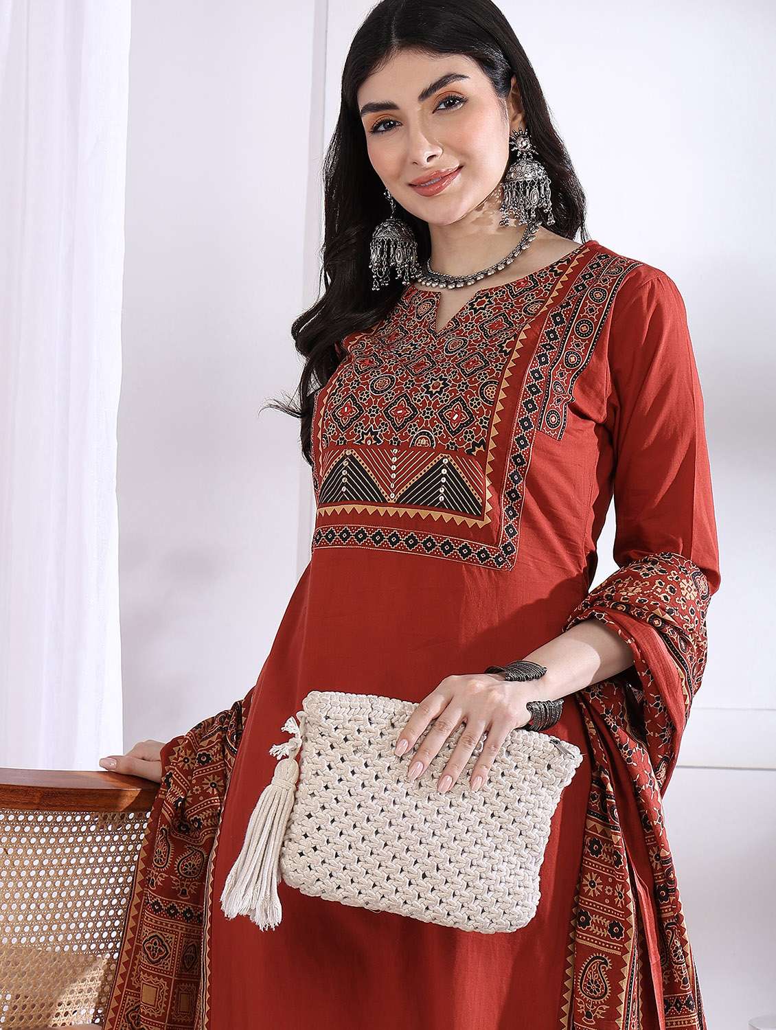 women three quarter sleeve kurta palazzo with dupatta set - 21975793 -  Standard Image - 6