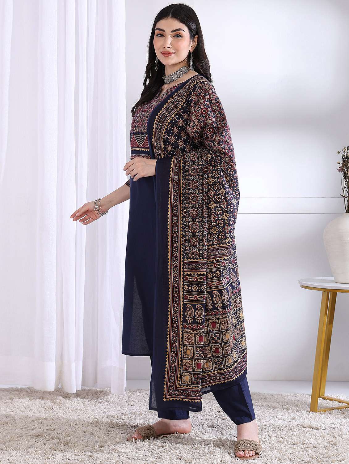 women three quarter sleeve kurta pant with dupatta set - 21975795 -  Standard Image - 1