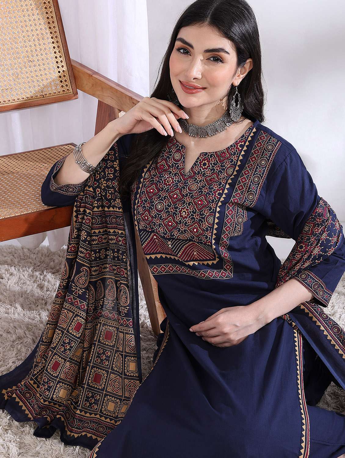 women three quarter sleeve kurta pant with dupatta set - 21975795 -  Standard Image - 6