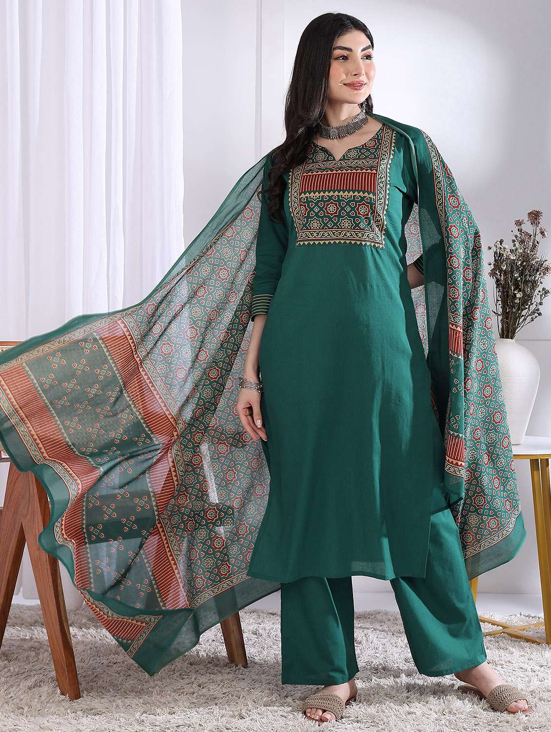women three quarter sleeve kurta palazzo with dupatta set - 21975800 -  Standard Image - 4