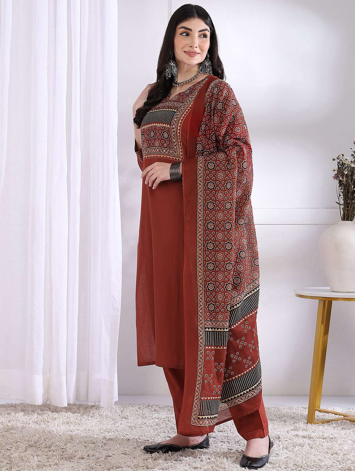 women three quarter sleeve kurta pant with dupatta set - 21975802 -  Standard Image - 1