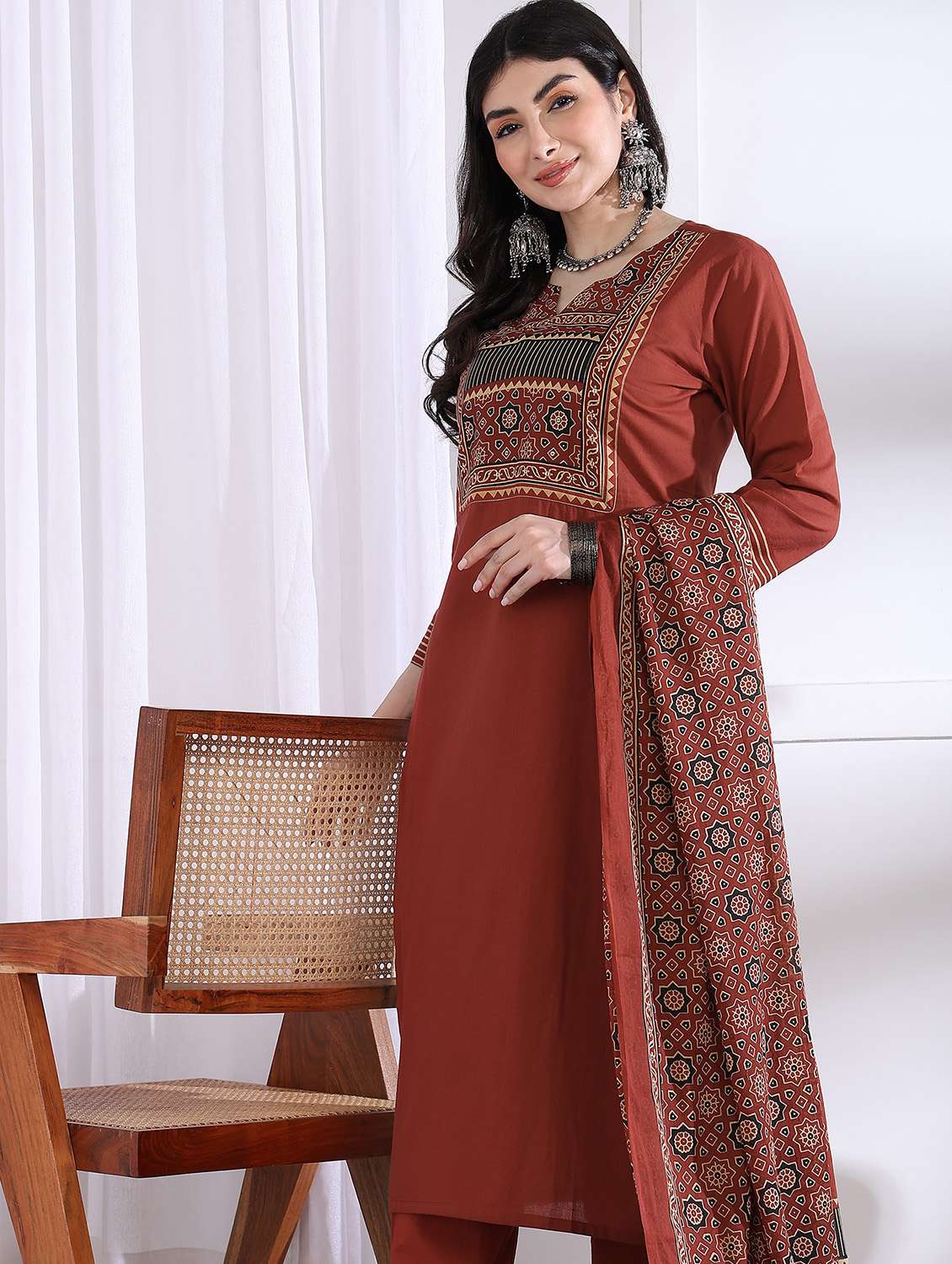 women three quarter sleeve kurta pant with dupatta set - 21975802 -  Standard Image - 6