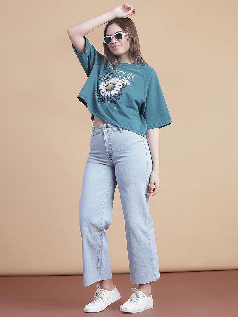 women printed short sleeve boxy t-shirt - 21975896 -  Standard Image - 4