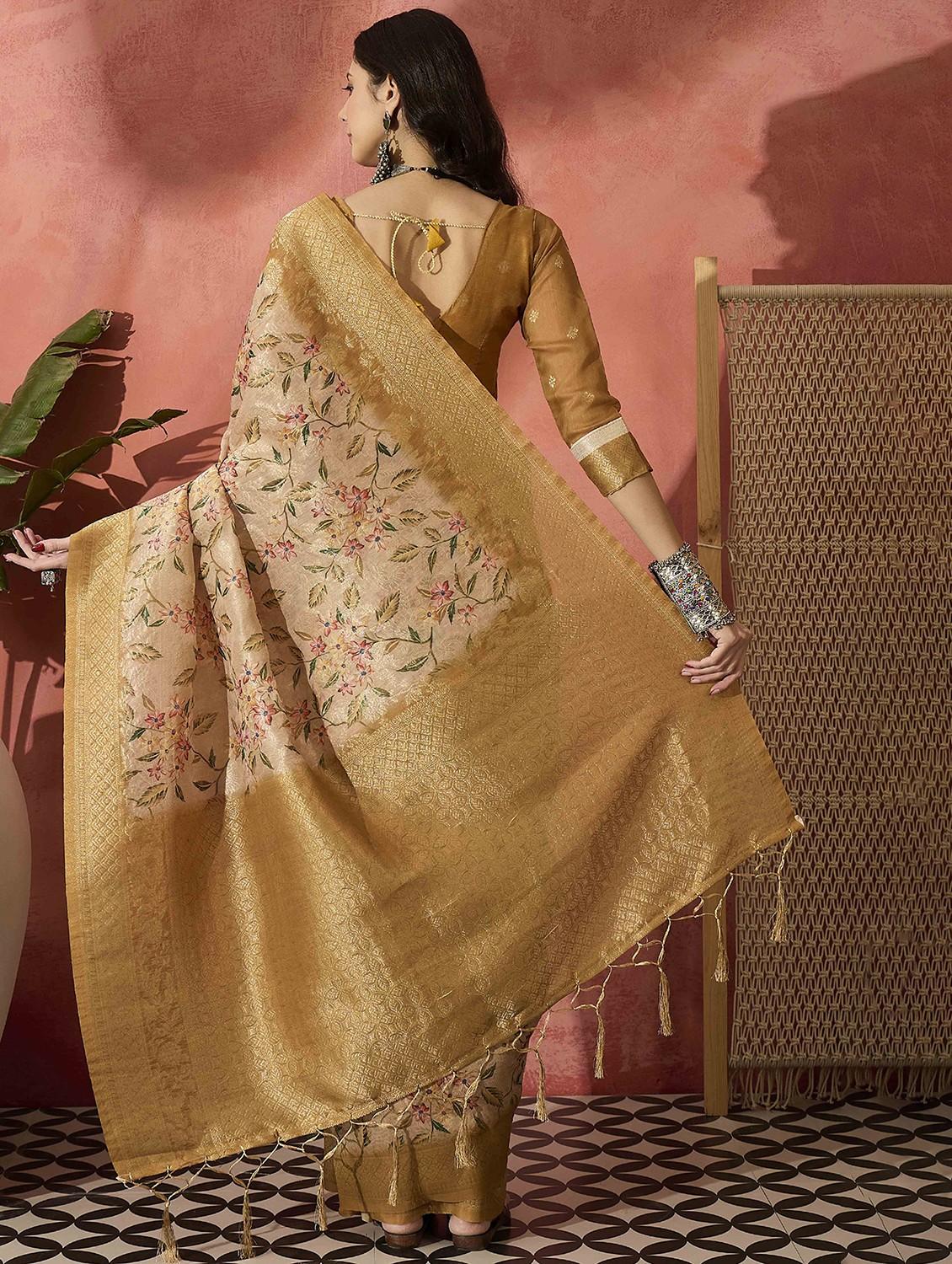 women floral printed bordered saree with blouse - 21976093 - Standard Image - 1