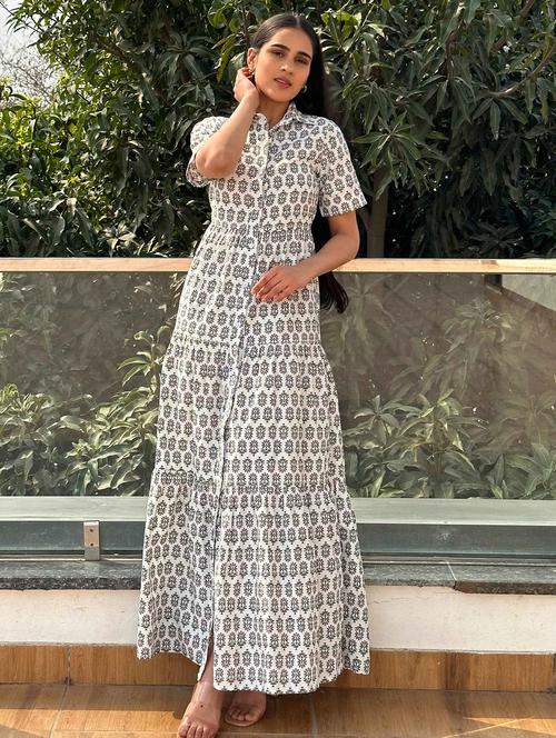 women printed short sleeve tiered maxi dress - 21976255 -  Standard Image - 0
