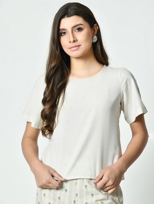 women white solid short sleeve regular top - 21976381 - Standard Image - 0