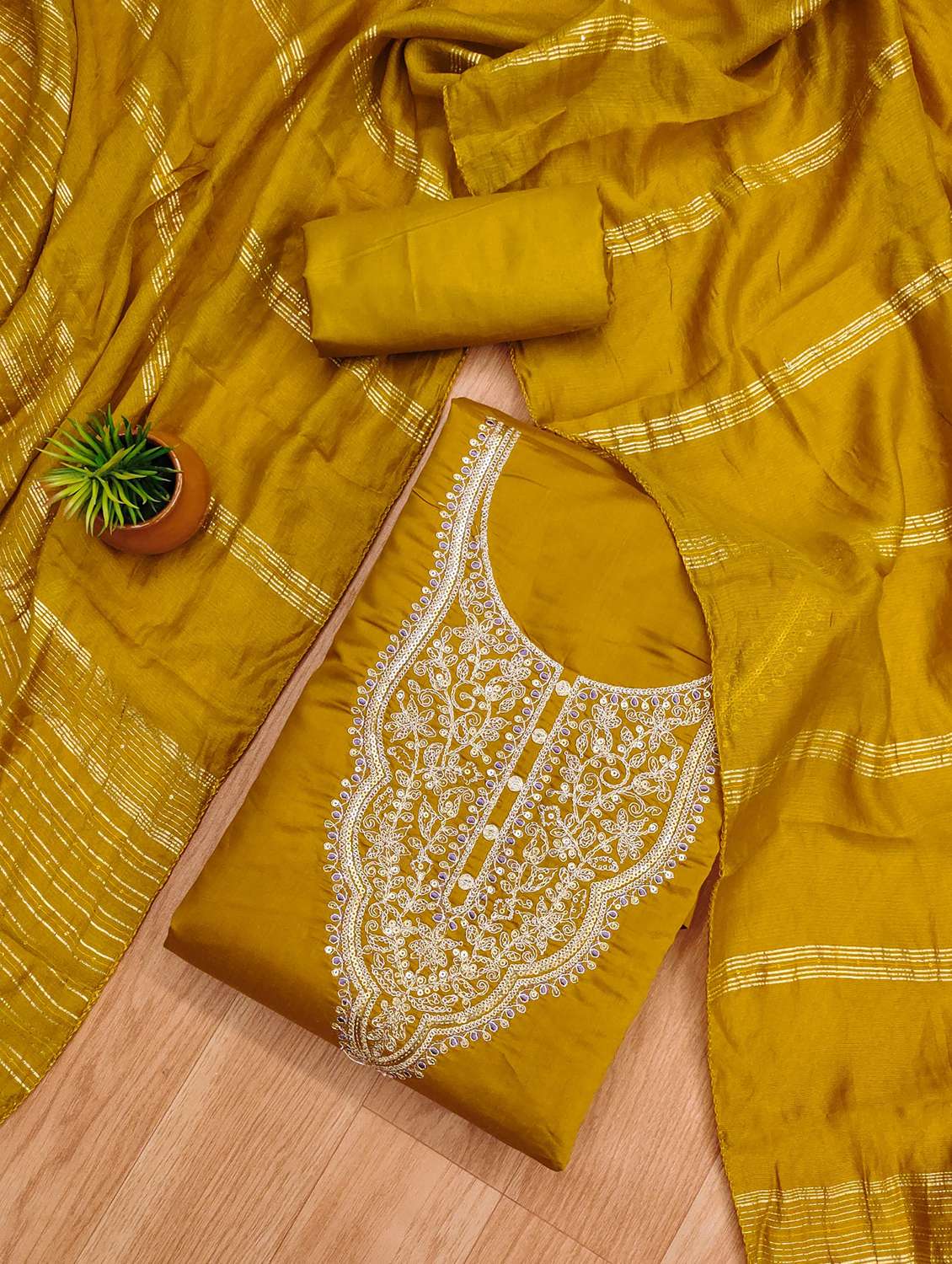 women solid with work embroidered unstitched suit set - 21976418 -  Standard Image - 1