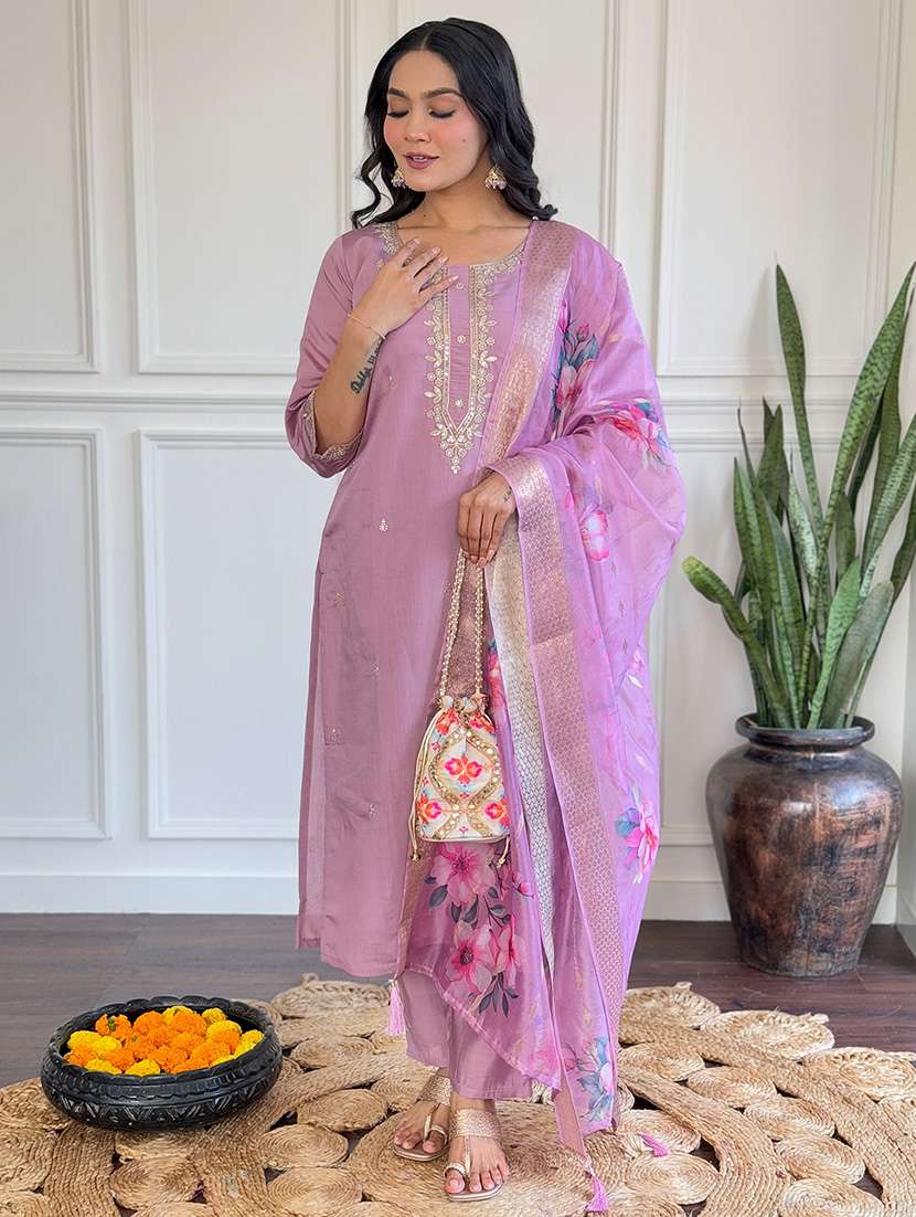 women three quarter sleeve kurta pant with dupatta set - 21976511 -  Standard Image - 1