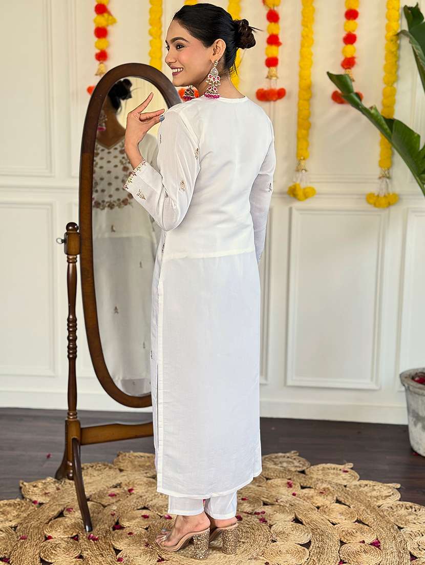 women embroidered long sleeve kurta pant with dupatta set - 21976512 - Standard Image - 4