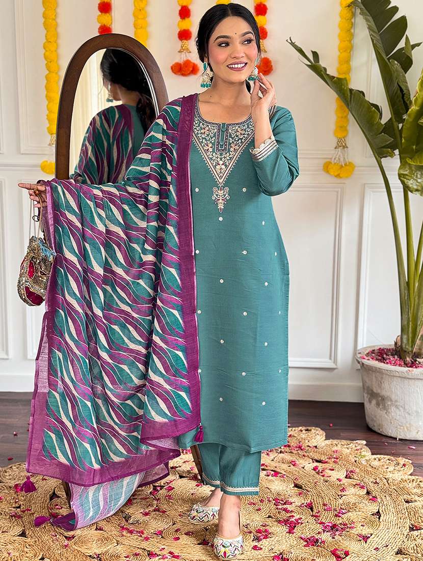 women three quarter sleeve kurta pant with dupatta set - 21976523 -  Standard Image - 1
