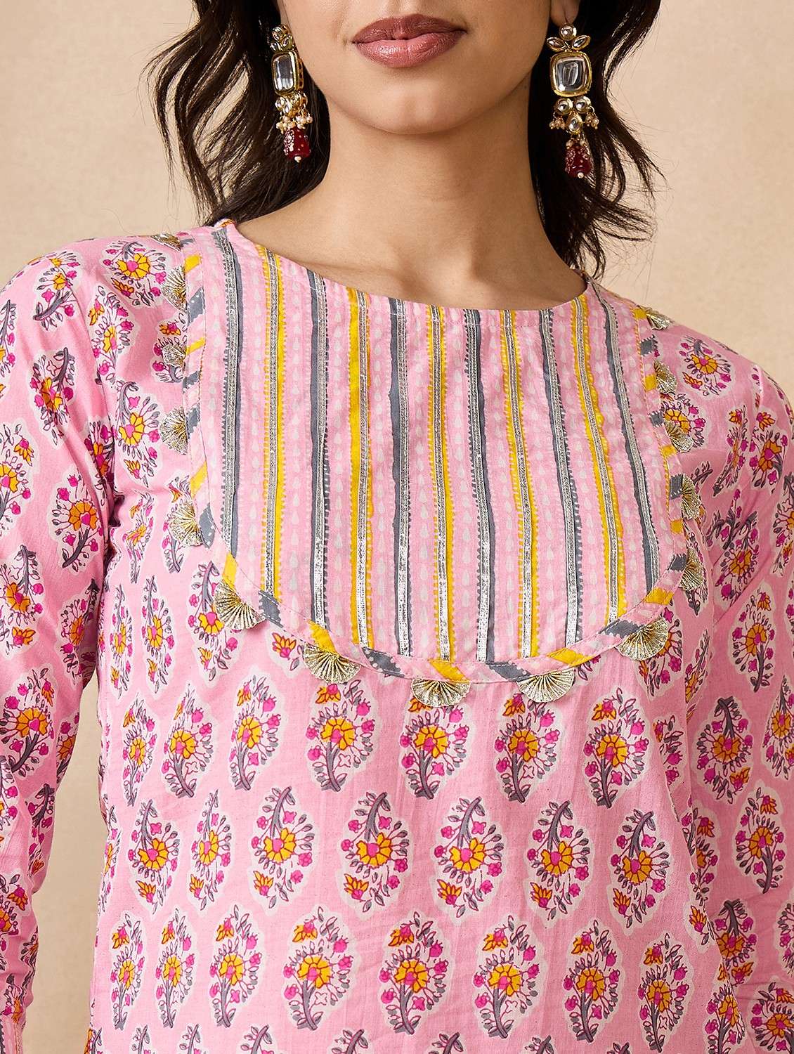 women three quarter sleeve kurta sharara set - 21976658 -  Standard Image - 4