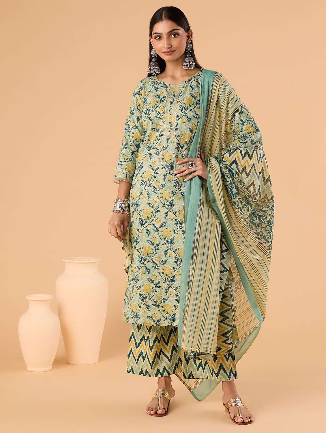 women three quarter sleeve kurta palazzo with dupatta set - 21976661 -  Standard Image - 1