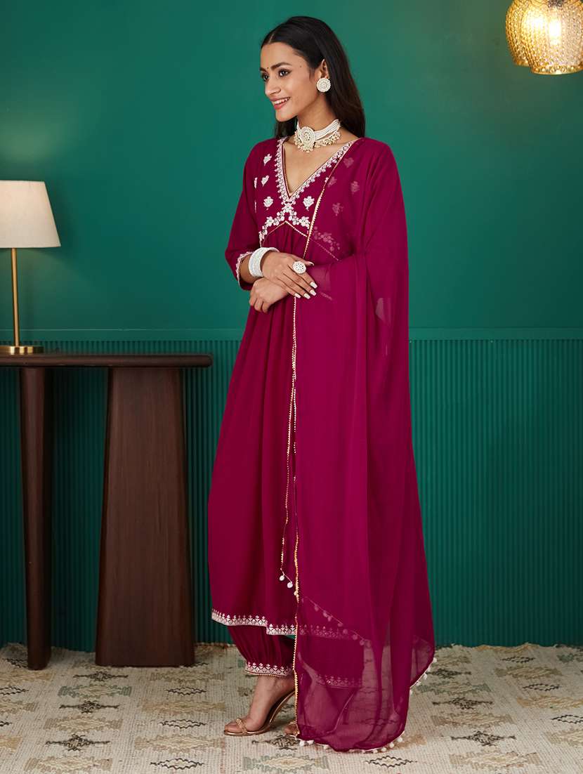 women three quarter sleeve kurta pant with dupatta set - 21976668 -  Standard Image - 1