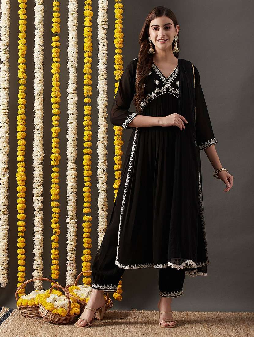 women three quarter sleeve kurta pant with dupatta set - 21976669 -  Standard Image - 1