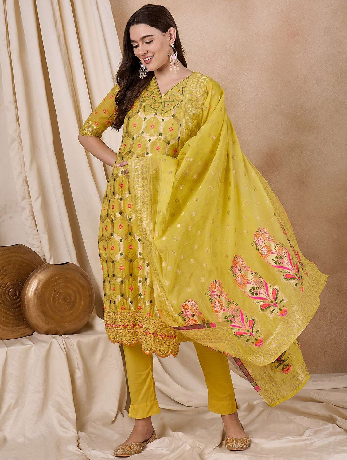 women self design elbow sleeve kurta pant with dupatta set - 21976672 -  Standard Image - 1