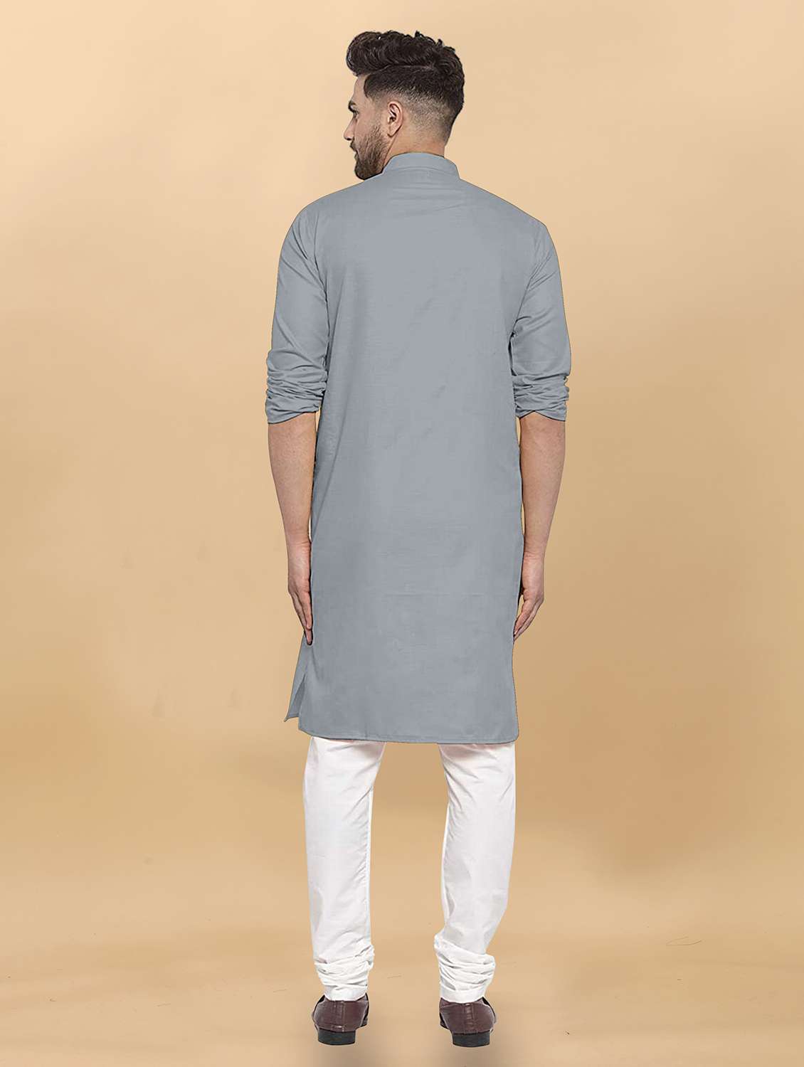 men pack of 2 solid mandarin neck long kurta - 21976876 -  Standard Image - 4